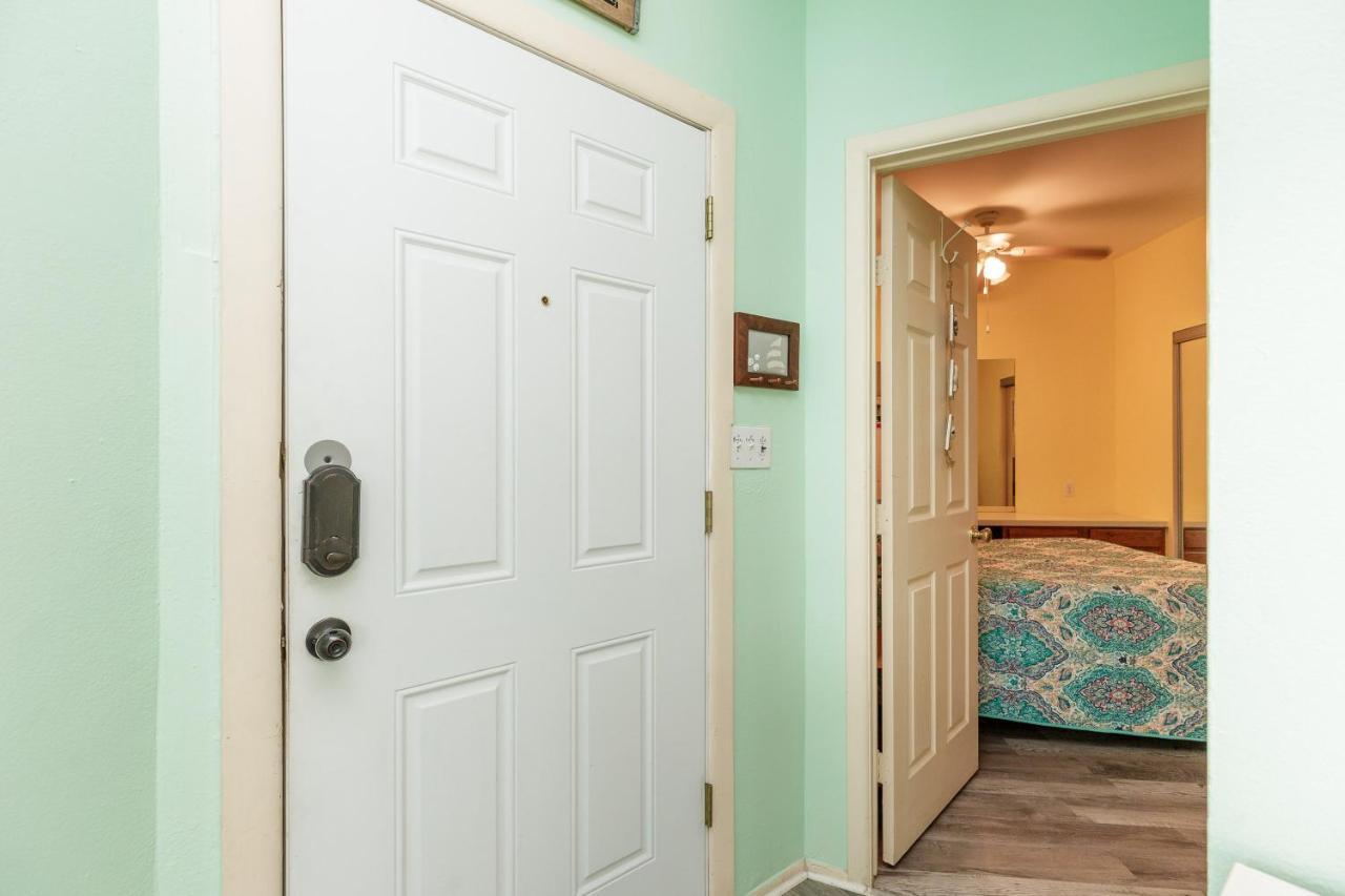 Affordable Family Condo -Walking Distance To Beach By Mustang Island, Sleeps Four, 2025 Traveler Award Corpus Christi Exteriör bild